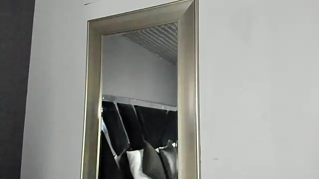 Amareto  online show from 04-05-26, 10:11