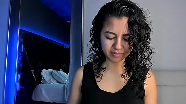 Amareto  online show from 06-26-26, 05:02