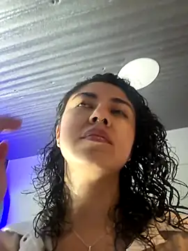 Amareto  online show from 11-19-25, 11:10