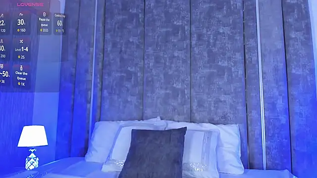 Amareto  online show from 10-20-25, 11:00