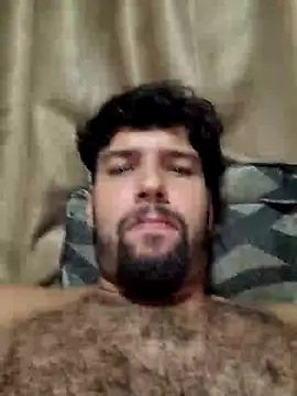 Snapshot of Luksmen chatting on 12-14-24, 11:12 Luksmen online show from 12-14-24, 11:12