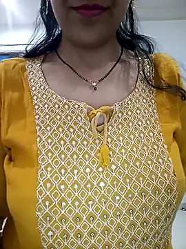 Snapshot of Hot-Shivani chatting on 02-27-25, 02:25 Hot-Shivani online show from 02-27-25, 02:25