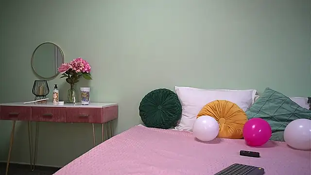 HaileyMoonn online show from 03-11-25, 07:35