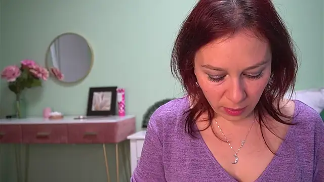 HaileyMoonn online show from 10-17-25, 03:21