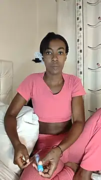 Snapshot of caryn_johnson chatting on 03-13-26, 12:32 caryn johnson online show from 03-13-26, 12:32