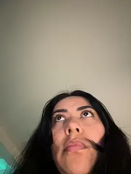 Snapshot of PetitLumiere chatting on 01-12-26, 01:12 PetitLumiere online show from 01-12-26, 01:12