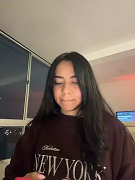 PetitLumiere online show from 04-18-26, 02:36