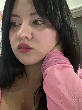Snapshot of dannarossy_ chatting on 09-19-25, 10:08 dannarossy online show from 09-19-25, 10:08
