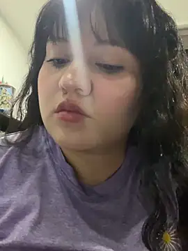 Snapshot of dannarossy_ chatting on 09-17-25, 10:06 dannarossy online show from 09-17-25, 10:06