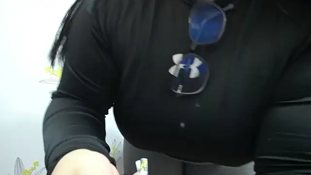 Snapshot of dannarossy_ chatting on 03-07-25, 12:45 dannarossy online show from 03-07-25, 12:45