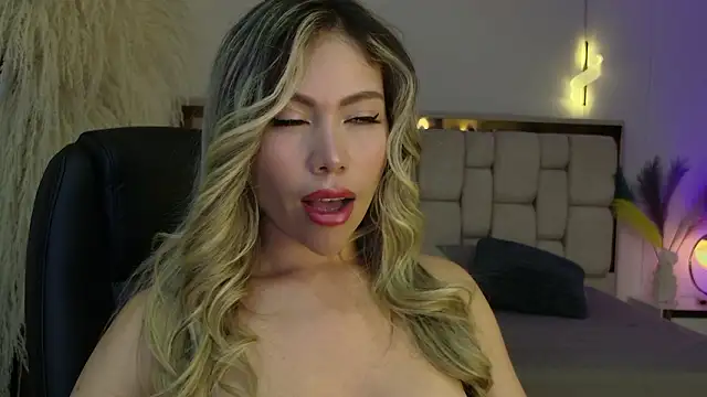 Ammy Castro online show from 03-06-26, 09:21