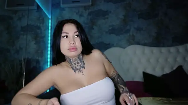 Snapshot of AngellBlackX chatting on 10-07-25, 10:38 AngellBlackX online show from 10-07-25, 10:38