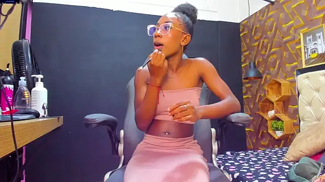 deyy madissonn online show from 01-23-25, 08:24
