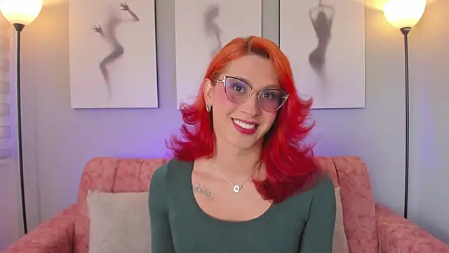 Juliana Saenzz online show from 09-16-25, 01:23