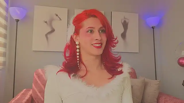 Juliana Saenzz online show from 12-17-25, 06:35