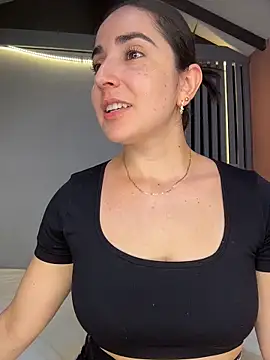 Victoria-And1 online show from 03-30-26, 07:15