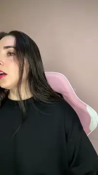 Victoria-And1 online show from 01-06-26, 01:09