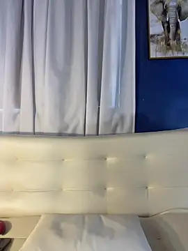 AleezaFrench online show from 04-03-26, 02:12