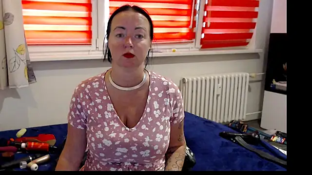 Snapshot of Alexie33 chatting on 07-19-26, 11:29 Alexie33 online show from 07-19-26, 11:29