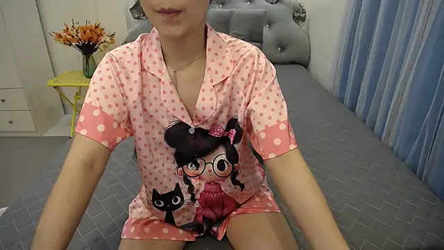 Lavender Sweet online show from 09-10-25, 05:01