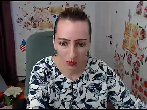 EvelynAngell online show from 09-16-25, 09:10