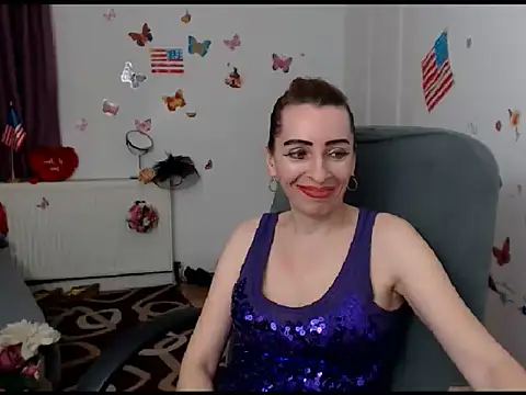 EvelynAngell online show from 01-15-25, 01:09