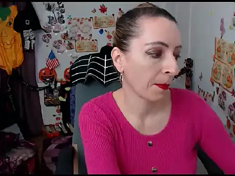 EvelynAngell online show from 10-16-25, 05:59