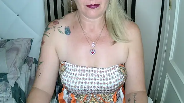 Snapshot of xxNoeliaxx chatting on 07-30-26, 07:29 xxNoeliaxx online show from 07-30-26, 07:29