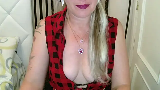 Snapshot of xxNoeliaxx chatting on 04-28-26, 06:51 xxNoeliaxx online show from 04-28-26, 06:51