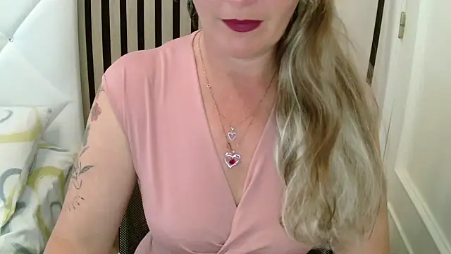 xxNoeliaxx online show from 03-19-26, 08:47