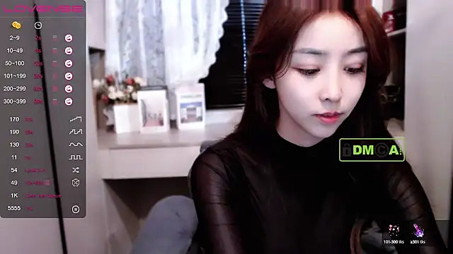 uhahyuhxjnuiaywdqy online show from 12-20-24, 07:33