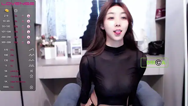 uhahyuhxjnuiaywdqy online show from 12-20-24, 04:31