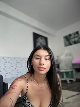 Simply the best online show from 06-18-26, 01:05