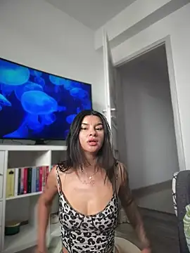 Simply the best online show from 07-18-26, 01:20