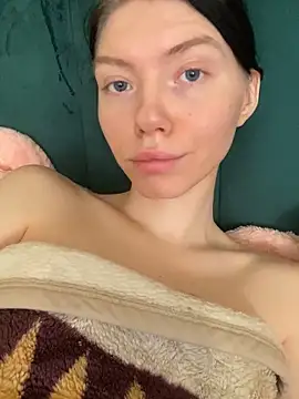 Lisaaa Alisa online show from 12-02-25, 03:52