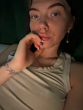 Lisaaa Alisa online show from 03-23-26, 10:42