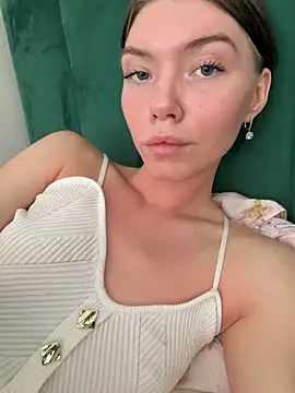 Lisaaa Alisa online show from 03-19-26, 08:58