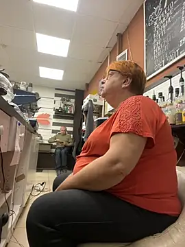 Klio5678 online show from 10-29-25, 07:51