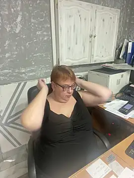Snapshot of Klio5678 chatting on 05-15-26, 06:06 Klio5678 online show from 05-15-26, 06:06