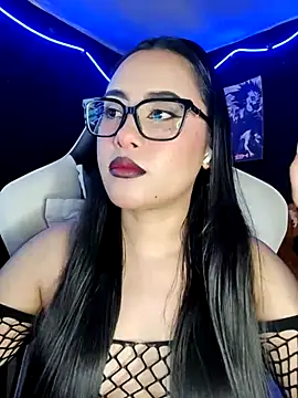 Janna mnt online show from 10-31-25, 04:42