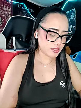 Janna mnt online show from 12-21-25, 03:19