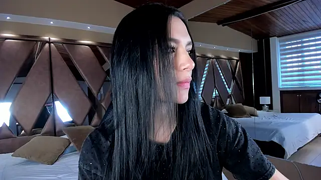 Snapshot of carina_rossi chatting on 03-09-25, 12:53 carina rossi online show from 03-09-25, 12:53