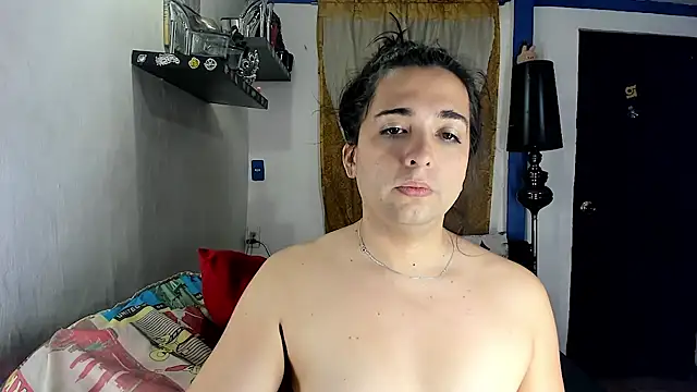 SARAMISHA online show from 06-11-26, 02:53