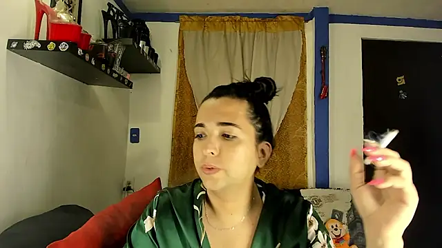 SARAMISHA online show from 03-21-26, 04:44