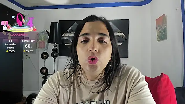 SARAMISHA online show from 01-10-26, 01:39