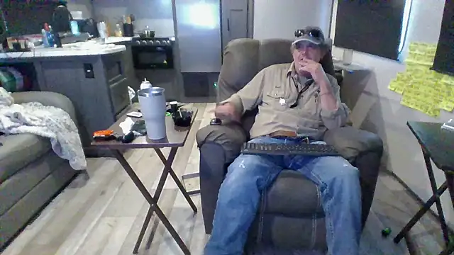 lateniter online show from 01-05-26, 11:08