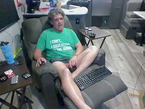 Snapshot of lateniter chatting on 02-27-26, 02:23 lateniter online show from 02-27-26, 02:23