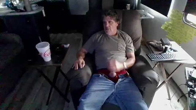 Snapshot of lateniter chatting on 02-13-26, 06:08 lateniter online show from 02-13-26, 06:08