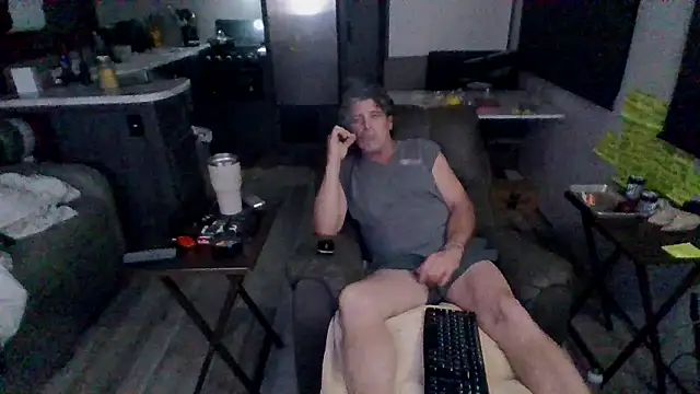 Snapshot of lateniter chatting on 02-16-26, 03:38 lateniter online show from 02-16-26, 03:38