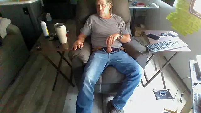 Snapshot of lateniter chatting on 02-10-26, 06:18 lateniter online show from 02-10-26, 06:18